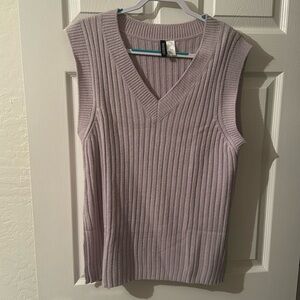 H&M sweater vest - Unisex *Never Worn”